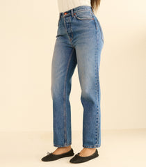 DIANA CROP JEAN -- GENEVE WASH