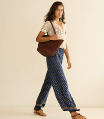 HARBOUR TOTE -- MARRON RAFFIA