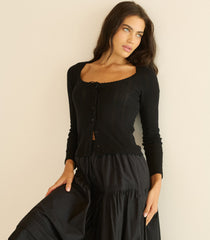 LORI TEE -- BLACK